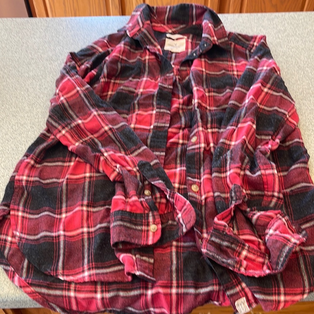 American Eagle Flannel in great condition